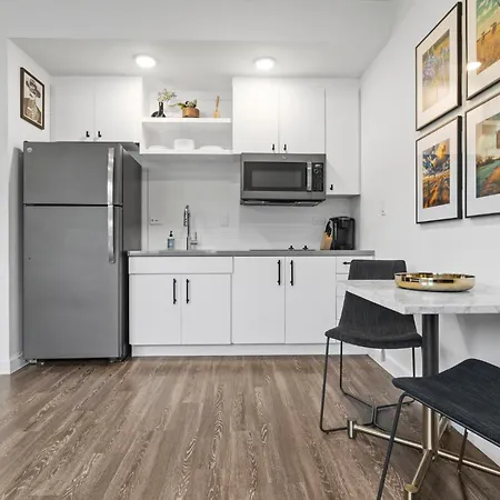Holly House Apartment Austin Room photo