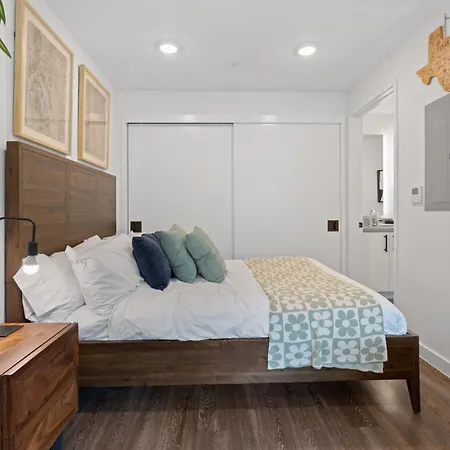 Holly House Apartment Austin Room photo