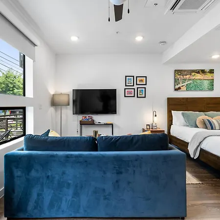 Holly House Apartment Austin Room photo