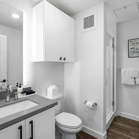 Holly House Apartment Austin Room photo
