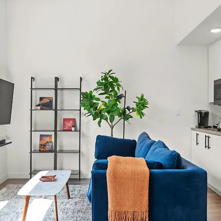 Holly House Apartment Austin Room photo
