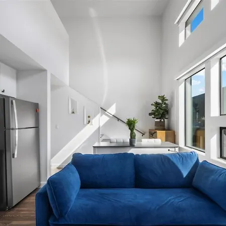 Holly House Apartment Austin Exterior photo
