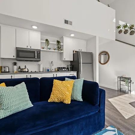 Holly House Apartment Austin Room photo